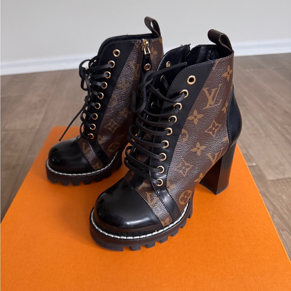 Louis Vuitton Monogram Black and Brown Star Trail Boots